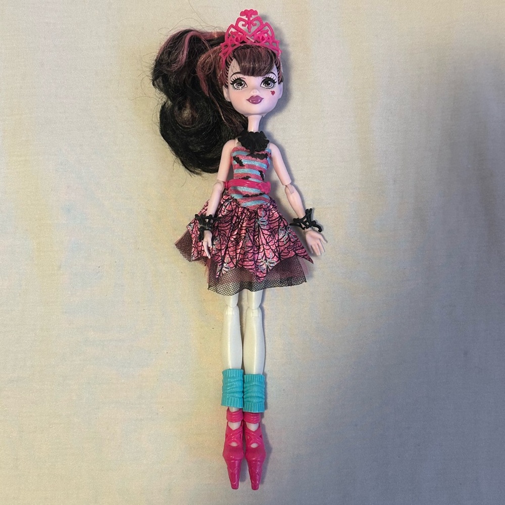 monster high G2 ballerina ghouls draculaura
